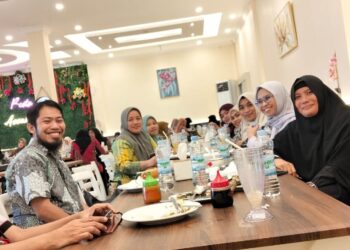 Semalam di Bambalamotu: Instalasi Server dan Menikmati Pisang Goreng