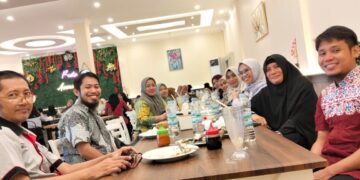 Semalam di Bambalamotu: Instalasi Server dan Menikmati Pisang Goreng